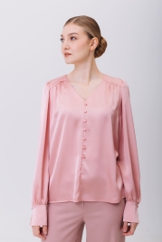 Блузка в розовом цвете