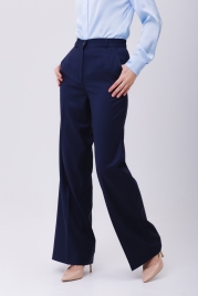 Синие брюки прямого кроя 