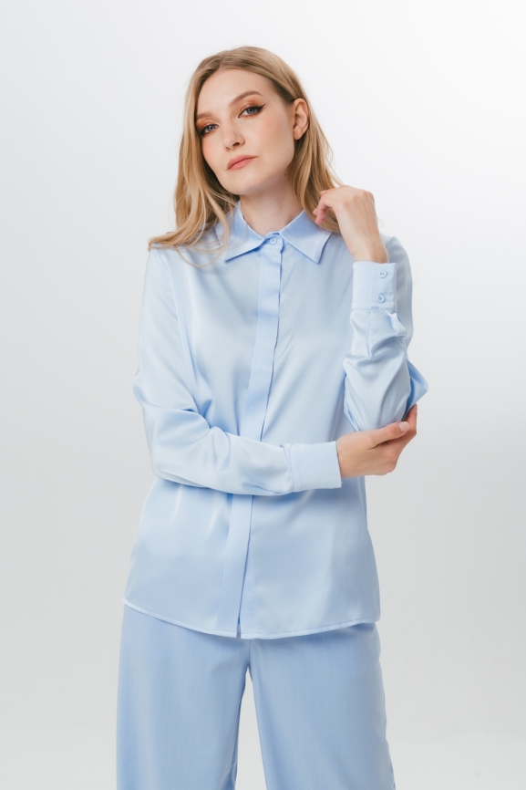 Блузка в голубом цвете фото 1