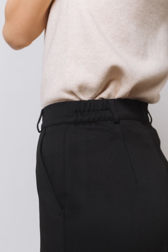 Брюки прямого кроя фото 9